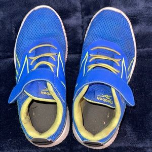 Reebok kids girl sneakers